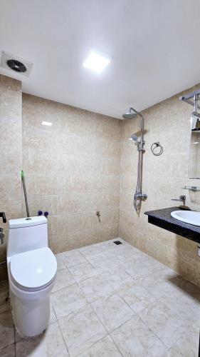 Bán nhà Kim quan Thượng 36 m2 5 tầng mt 3,3 m . Giá 6,4 tỉ - 3
