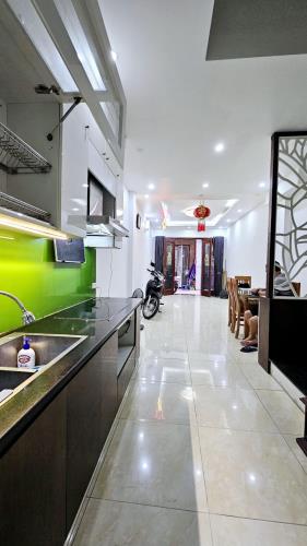 Bán nhà Kim quan Thượng 36 m2 5 tầng mt 3,3 m . Giá 6,4 tỉ - 4