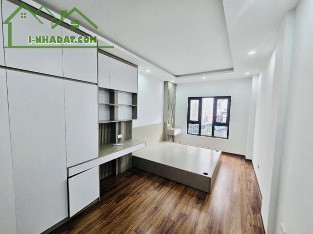 Bán nhà MAI ANH TUẤN - NGUYỄN PHÚC LAI, 6Tầng, gần ô tô, 8TY - 2