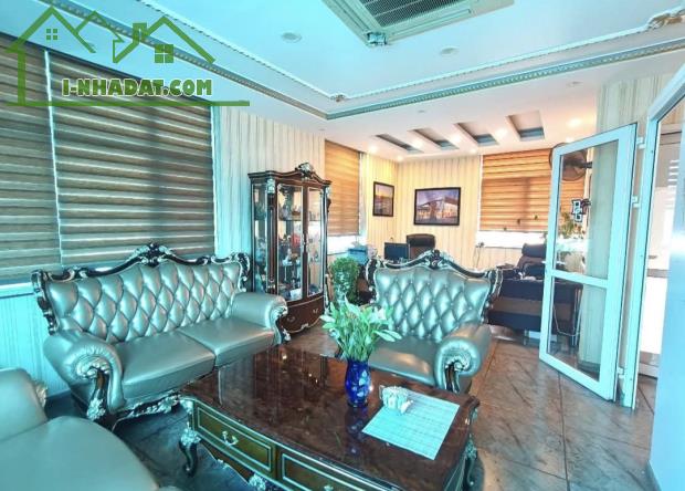 BÁN NHÀ PHỐ NGUYỄN VĂN HUYÊN – 68M2 – Ô TÔ TRÁNH – KINH DOANH– SÁT PHỐ - 25 TỶ - 1