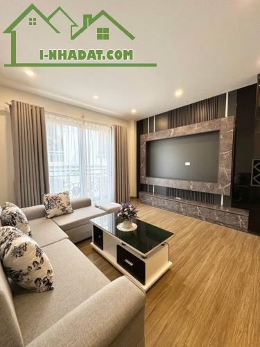 BÁN NHÀ 4 TẦNG, HẺM XE HƠI 4m THÔNG, GẦN CHỢ NGA TPHCM Q1 - 4x20m, GIÁ 13.9 TỶ