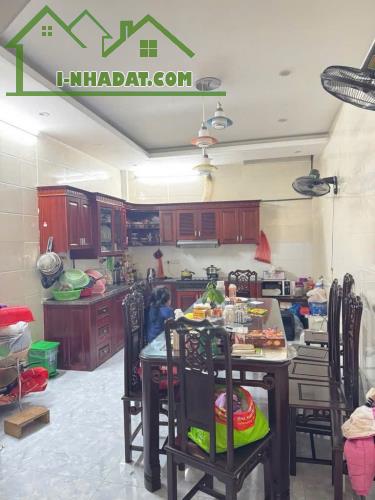 Bán nhà phố Trung Kính - Nhà dân xây tâm huyết còn rất mới - diện tích 60m2 - 2