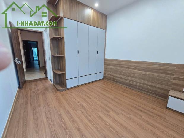 PL YÊN LÃNG - 5 TẦNG THANG MÁY DT 53m2 5 tầng Mặt tiền 3.5m Giá 15.5 tỷ - 2