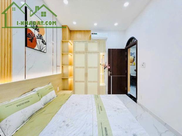 Bán nhà hẻm xe hơi 611 đường Điện Biên Phủ phường 1 quận 3, DT: 6.5x17m, 2L ST, 15.6 tỷ