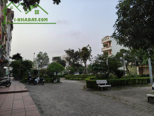 Căn góc - Khu phân lô Tái Định cư - mặt đường Tam Trinh. Nhà View Công Viên Mini, Hồ điều - 2
