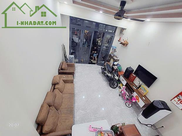 Bán nhà Trường Chinh Phường 12 Tân Bình, 47m2, HXH, 4 tầng, giá chỉ 4,85 tỷ TL - 2