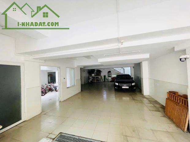 Nhà mặt tiền Phường Phú Mỹ, Quận 7 – 90m² – Thang máy – Để được ô tô – Giá chỉ 14.8 tỷ - 2