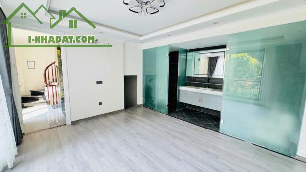 PHÂN LÔ THÁI HÀ - 38M2 x 6T - MT 7M - 13.2 TỶ - NGÕ THÔNG - THANG MÁY - GẦN PHỐ - 2