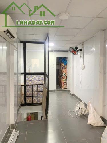 Cho thuê NNC trệt, lầu Phường 4 Quận 8. Giá 5 triệu - 2