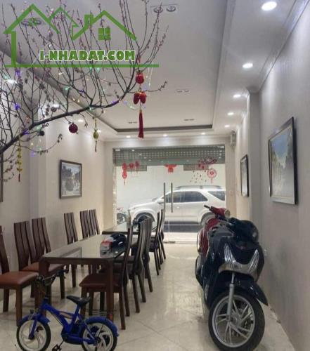 MP Di Trạch 48m2- 4.5T, đường thông ô tô, Kinh doanh, giá 7.95 tỷ - 2