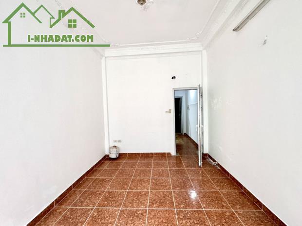 Hiếm, ngõ Mai Hương - Bạch Mai, nhà dây xây chắc chắn, ở ngay, tầm tiền ngay trung tâm - 3