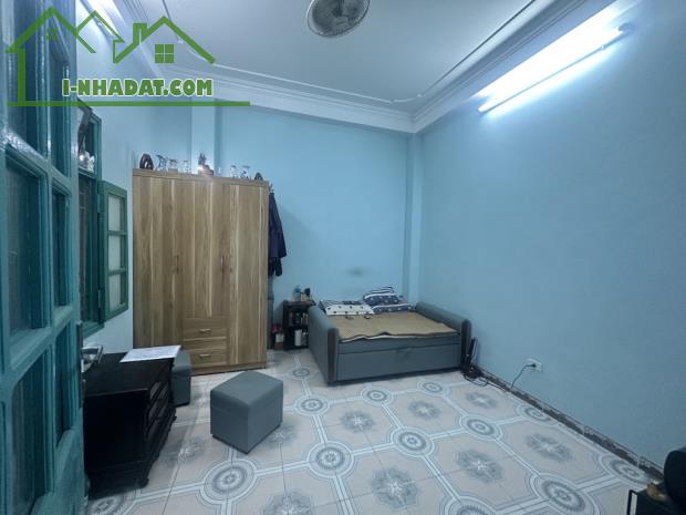 Lý Nam Đế NGÕ NÔNG THẲNG, MẶT TIỀN RỘNG – 5 tầng 22m chỉ 5.9 tỷ - GẦN Ô TÔ - 1