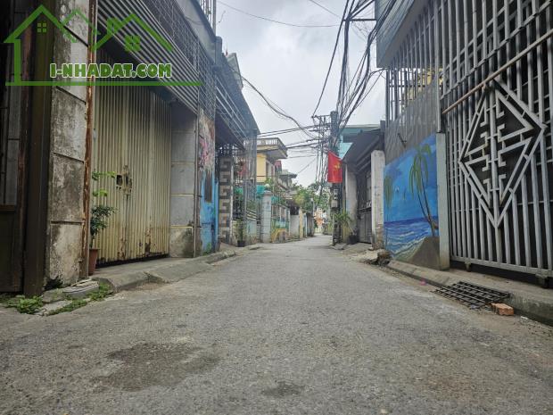 Bán nhà Phúc Lợi, Long Biên –4 tầng, 75m2, Lô góc, mặt tiền 4.5m – ngõ ô tô vào nhà