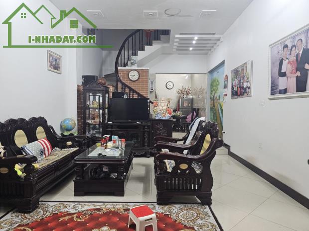 Bán nhà Phúc Lợi, Long Biên –4 tầng, 75m2, Lô góc, mặt tiền 4.5m – ngõ ô tô vào nhà - 2