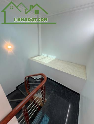 Bán nhà Đà Nẵng, Cầu Tre, Ngô Quyền, Hải Phòng. 3,5 tầng, 38m2, 2,65tỷ. Ngang 6m, ngõ 3m - 5