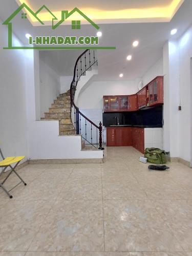 Bán Nhà Minh Khai 30m² – 4 Tầng – 3 Ngủ – Gần Ô Tô – Giá 6.3 Tỷ – Ở Ngay! - 1