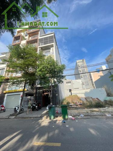 Bán Đất Mặt tiền Đinh Thị Hoà Cách Biển Mỹ Khê 700m Vị trí đẹp, Giá 20ty2 Giá Tốt