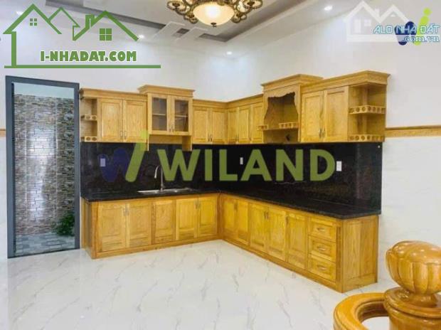 BÁN NHÀ MẶT TIỀN CHU MẠNH TRINH GẦN ĐOẠN LÊ HỒNG PHONG SẦM UẤT CHỈ 11 TỶ