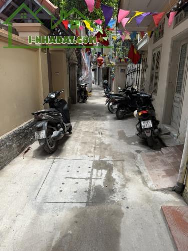 BÁN NHÀ 521 TRƯƠNG ĐỊNH – 37M², 5 TẦNG – GẦN Ô TÔ – FULL NỘI THẤT CAO CẤP – GIÁ 6.1 TỶ