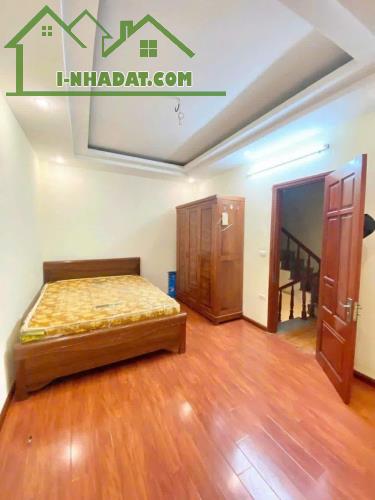 Bán nhà riêng Phố Trương Định, đầu Bạch Mai, Minh Khai - sát oto - 30m x 5 Tầng - Nhà đẹp - 3