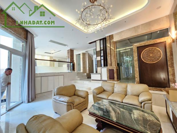 Cho thuê nhà 226/3B Lý Chính Thắng, P9, Q3. Hầm, Trệt, 3 Lầu Thang máy chỉ 70tr - 1