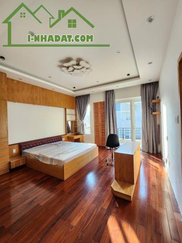 Cho thuê nhà 226/3B Lý Chính Thắng, P9, Q3. Hầm, Trệt, 3 Lầu Thang máy chỉ 70tr - 4