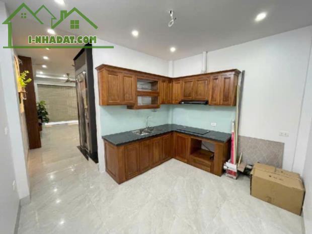 Bán gấp căn 43M cực hiếm, có thang máy, ô tô vào nhà Thụy Phương, BTL - 1