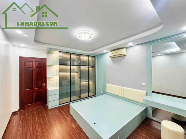 BÁN NHÀ TRẦN ĐẠI NGHĨA, 42M, 5T, ÔTÔ TRÁNH, ĐỖ 24/7, LÔ GÓC, NGÕ THÔNG KINH DOANH, 9.9TỶ - 1