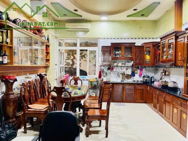 🏡 Bán nhà HXH 6m Thành Thái, Q.10, xe 7 chỗ, 9.x tỷ!