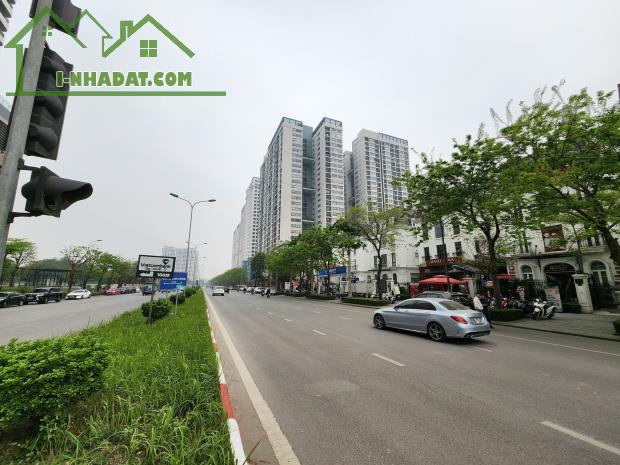 Bán nhà MP Xuân Tảo (KĐT Ngoại Giao Đoàn) 226m/ 3 tầng/ MT 11m, 2 Mặt tiền 188 Tỷ - 2