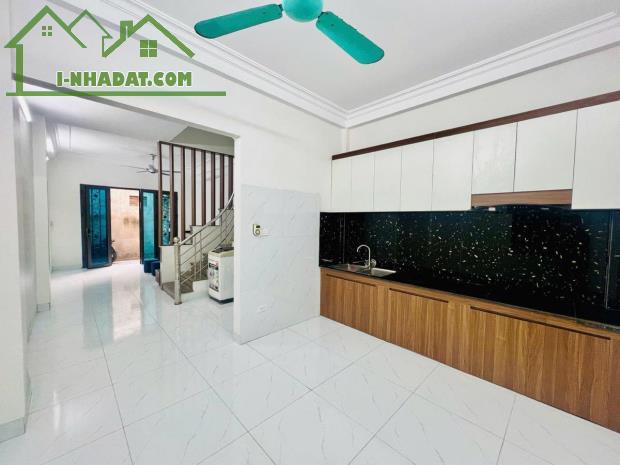 CỰC HIẾM PHỐ MINH KHAI_41M2_4 TẦNG_LÔ GÓC 3 THOÁNG_GIÁ 6.15 TỶ - 1