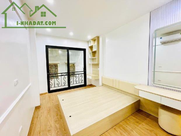 NHÀ PHÚC XÁ, NGÕ RỘNG, THOÁNG, NGAY GẦN PHỐ. - 2