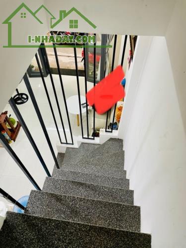 Nhà Mmới 2 Tầng - trần văn ơn - Gía 6.x tỷ - 5