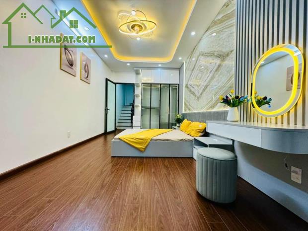 Chính chủ bán nhà Văn Hương 20m2 x 5 tầng, ngõ to rộng thoáng, cực gần phố giá nhỉnh 3 tỷ - 1
