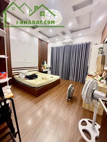 NHÀ ĐẸP- NHIỀU LỘC- THOÁNG TRƯỚC SAU-THANH NHÀN, HAI BÀ TRƯNG- FULL NỘI THẤT-61 m- MT 4.8m - 1