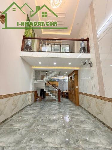 SIÊU PHẨM CỰC ĐẸP FULL NỘI THẤT XỊN XÒ-TRƯỜNG CHINH TÂN BÌNH-5 TẦNG-XE HƠI NGỦ TRONG NHÀ - 1