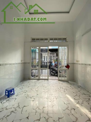 NHÀ HẺM XE HƠI - DIỆN TÍCH 40M2 4*10 - CHỈ NHỈNH 4 TỶ - NGAY CHỢ TÂN TRỤ - NGUYỄN PHÚC CHU - 2