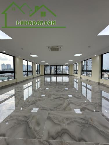 (Tin thật 100%) Bán tòa VP lô góc xây mới 267m2 x 10T tại mặt phố Trung Liệt - Dòng tiền - 1