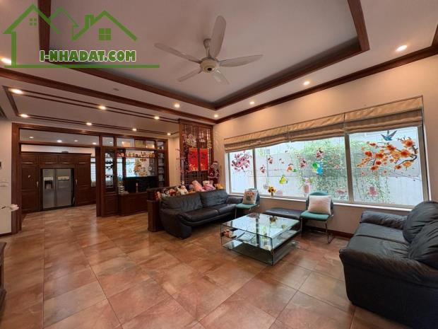 BÁN BIỆT THỰ ĐƠN LẬP  LINH ĐÀM - 265M² - ĐƯỜNG Ô TÔ TRÁNH - KHÔNG GIAN XANH ĐẲNG CẤP - 1