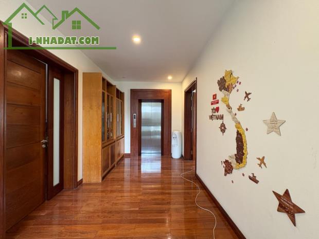 BÁN BIỆT THỰ ĐƠN LẬP  LINH ĐÀM - 265M² - ĐƯỜNG Ô TÔ TRÁNH - KHÔNG GIAN XANH ĐẲNG CẤP - 3