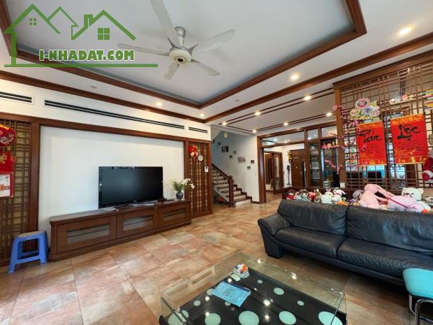 BÁN BIỆT THỰ ĐƠN LẬP  LINH ĐÀM - 265M² - ĐƯỜNG Ô TÔ TRÁNH - KHÔNG GIAN XANH ĐẲNG CẤP - 4