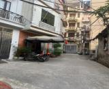 nhà cấp 4 ngõ võ chi công dt 37m mt 3,5m ,giá 5 tỷ phun thổ cư
