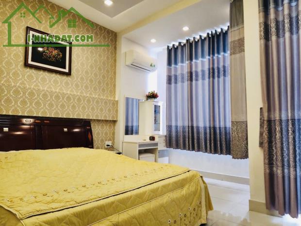 Bán Nhà 1/ Chiến Lược Quận Bình Tân 5X20 mét ,3tấm5 giá 6ty5 Bớt Lộc
