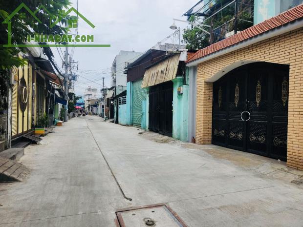 Bán Nhà 1/ Chiến Lược Quận Bình Tân 5X20 mét ,3tấm5 giá 6ty5 Bớt Lộc - 3