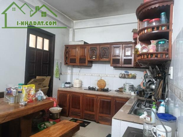 ►  Đường Nhựa 5m Thi Sách, Hải Châu, gần Cổng Sân Bay, 65m2, 2.5 tầng cứng sạch 5.2 tỷ