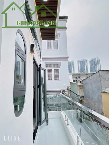 (HIẾM) NHỈNH 3 TỶ có NHÀ ĐẸP Ở NGAY, HẺM 4M, CÁCH HXH CHỈ 10M - 5