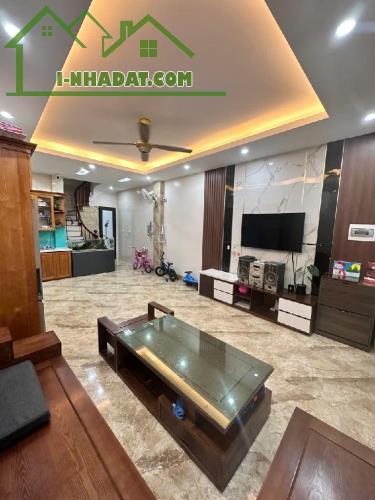 BÁN NHÀ PHỐ LỤA 40.86m2 -NGÕ XE BA GÁC PHI- RỘNG CỰC, VẠN PHÚC 6.88 TỶ - 1