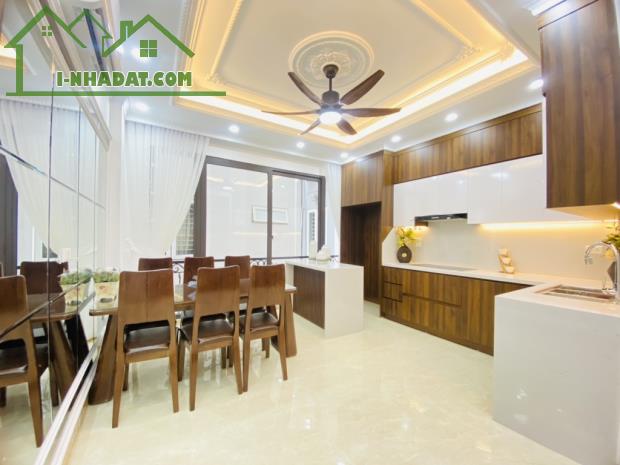 💥 NHÀ YÊN HOÀ, TRUNG TÂM CẦU GIẤY ,ĐẸP THANG MÁY, CHỦ TẶNG NỘI THẤT, - 2