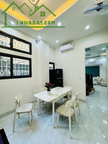 Cho thuê nhà nguyên căn ngõ 1 Bùi Xương Trạch 5 tầng x 35m2, 5 ngủ, 12.5 triệu - 3