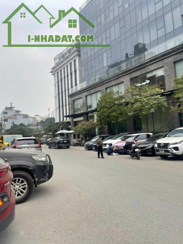 SIÊU PHẨM MỚI KÍNH COONG GIỮA LÒNG BA ĐÌNH- QUÁN THÁNH– NGÕ THÔNG – 2 Ô TÔ TRÁNH – THANG
